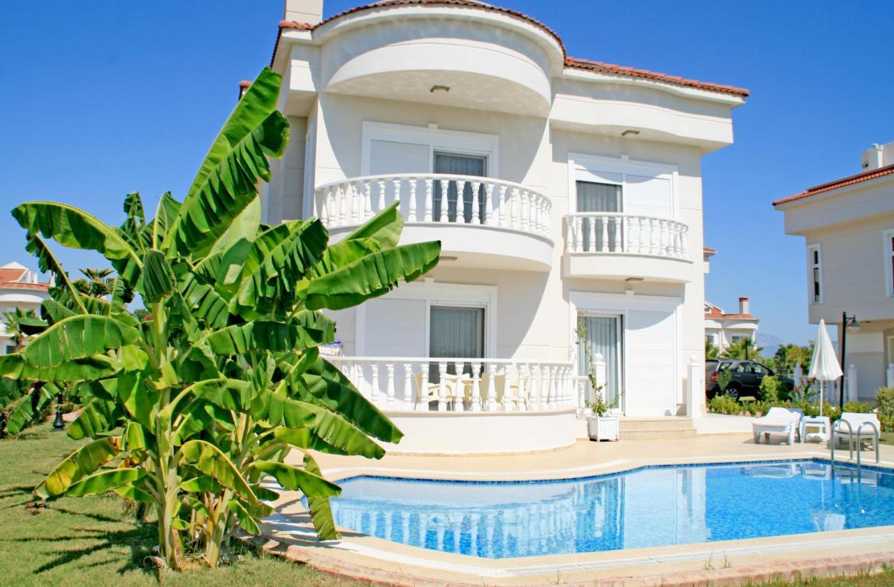 Golf Village - With Private Pool Pousada *