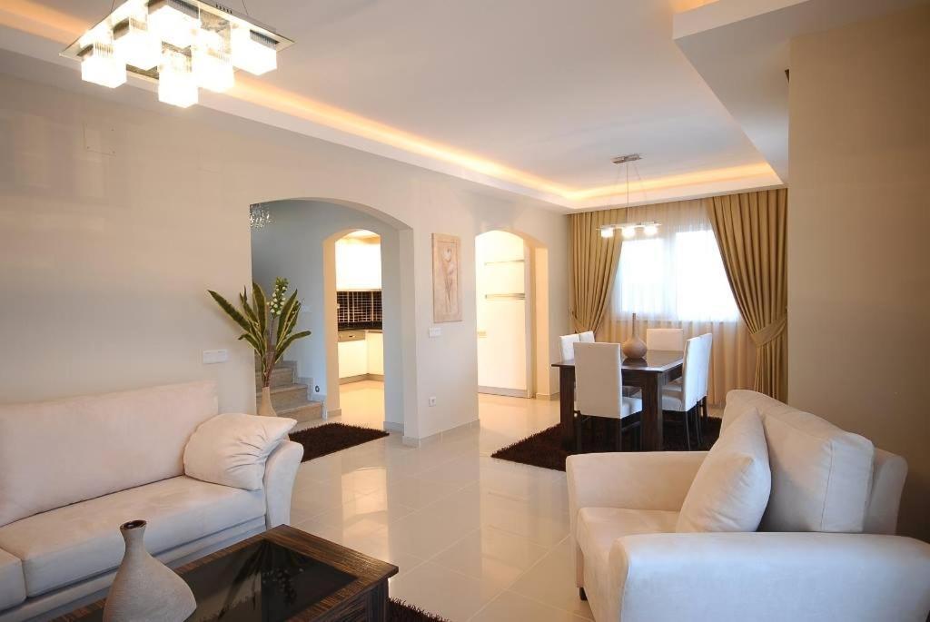Golf Village - With Private Pool Pousada
