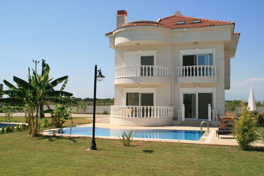 Golf Village - With Private Pool Pousada *