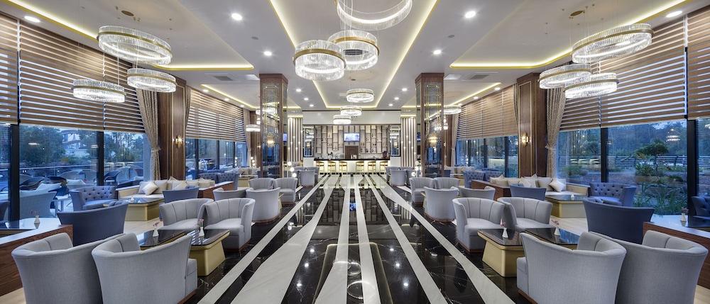 Hotel Aydinbey Queen's Palace & 5*