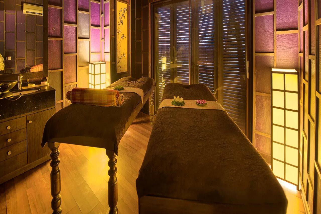 Siam Elegance & Hotel