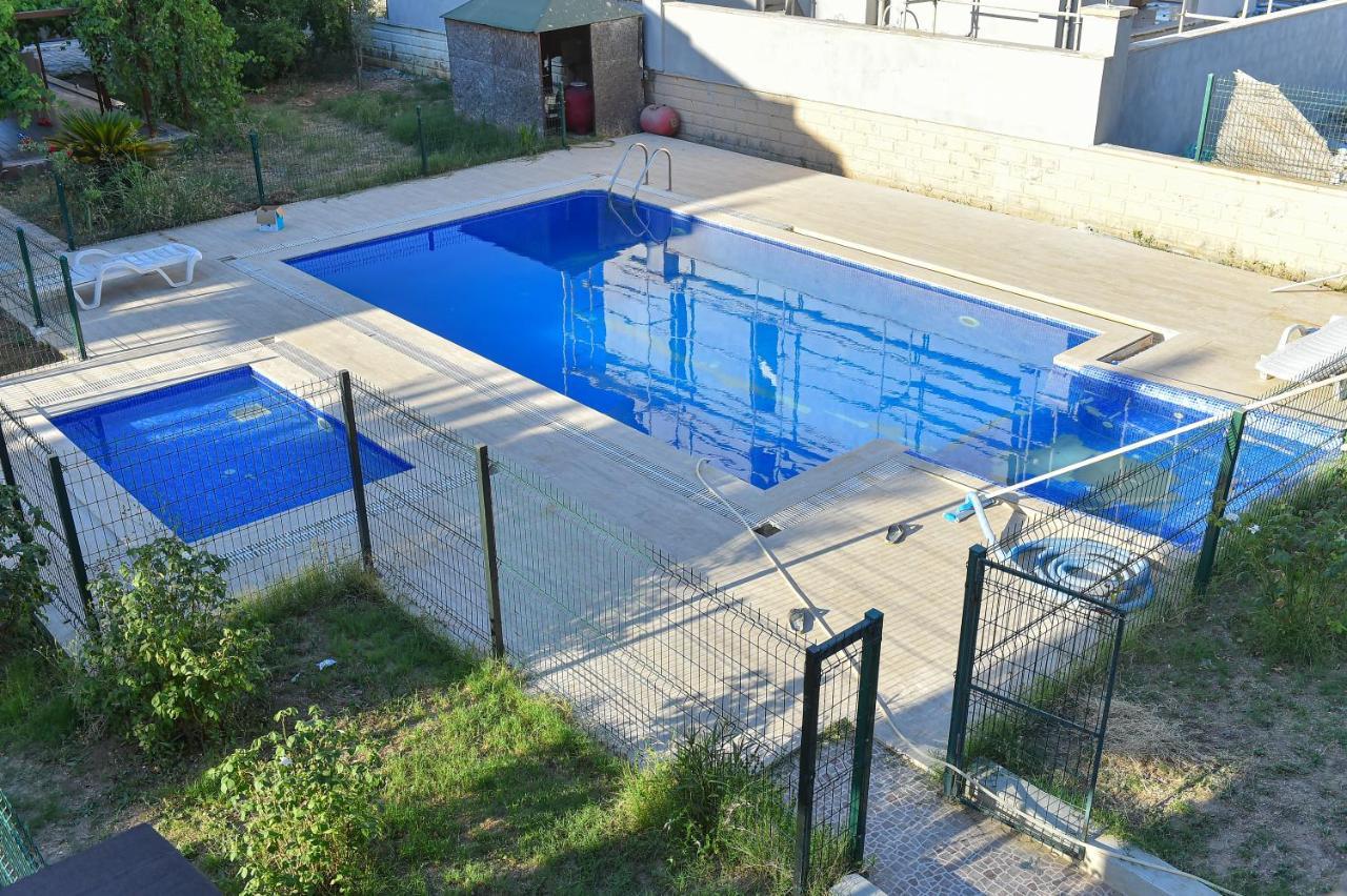 Vılla Alp's Trıplex Lagoon Havuz Olanaği Sunan Villa *