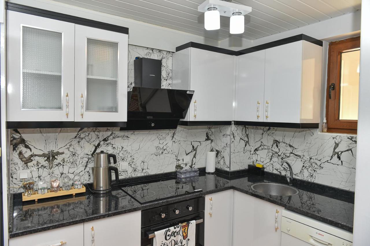 Villa Vılla Alp's Trıplex Lagoon Havuz Olanaği Sunan
