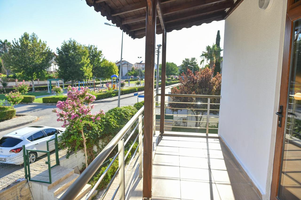 Vılla Alp's Trıplex Lagoon Havuz Olanaği Sunan *