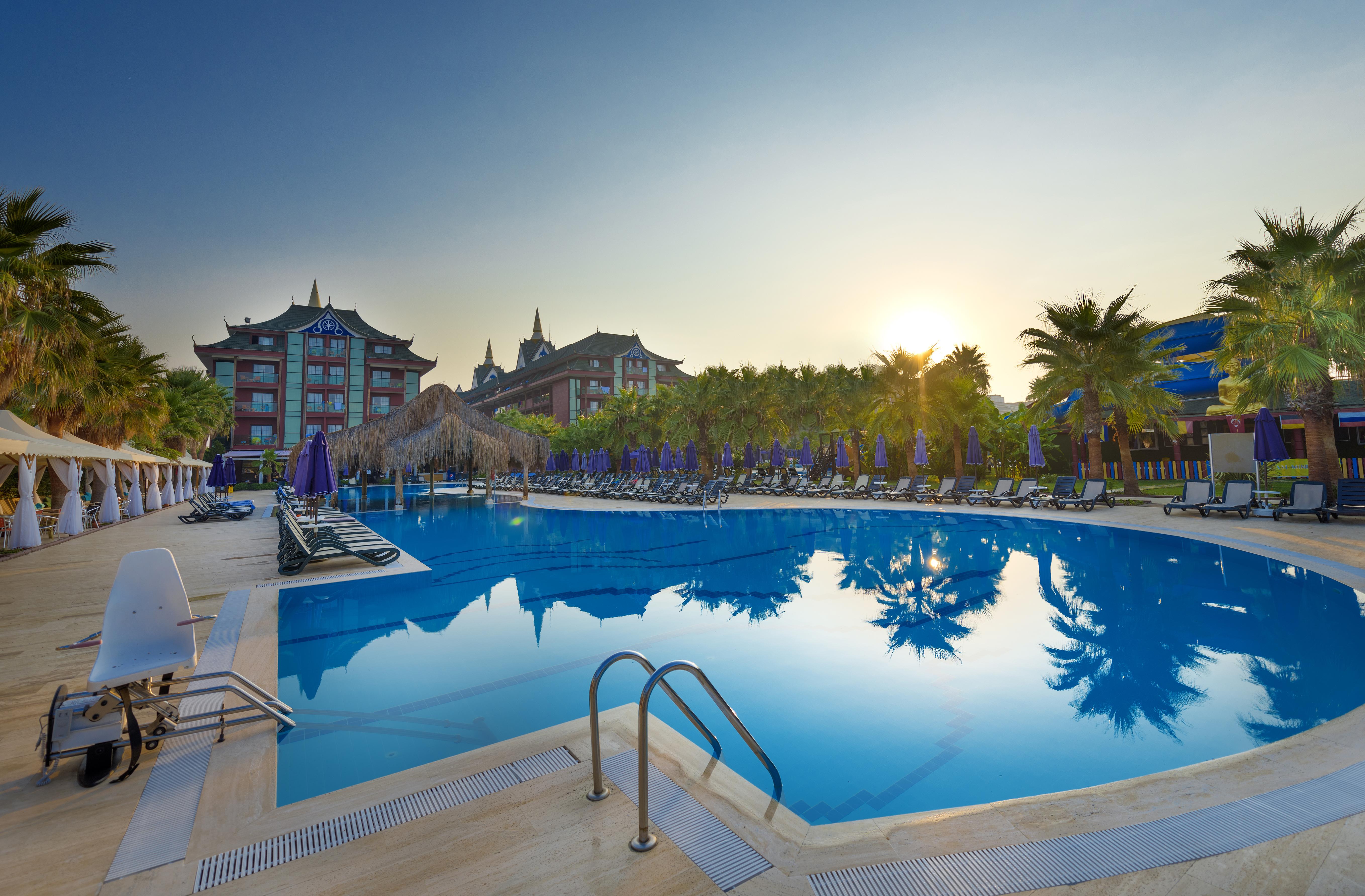 Siam Elegance & Hotel Belek