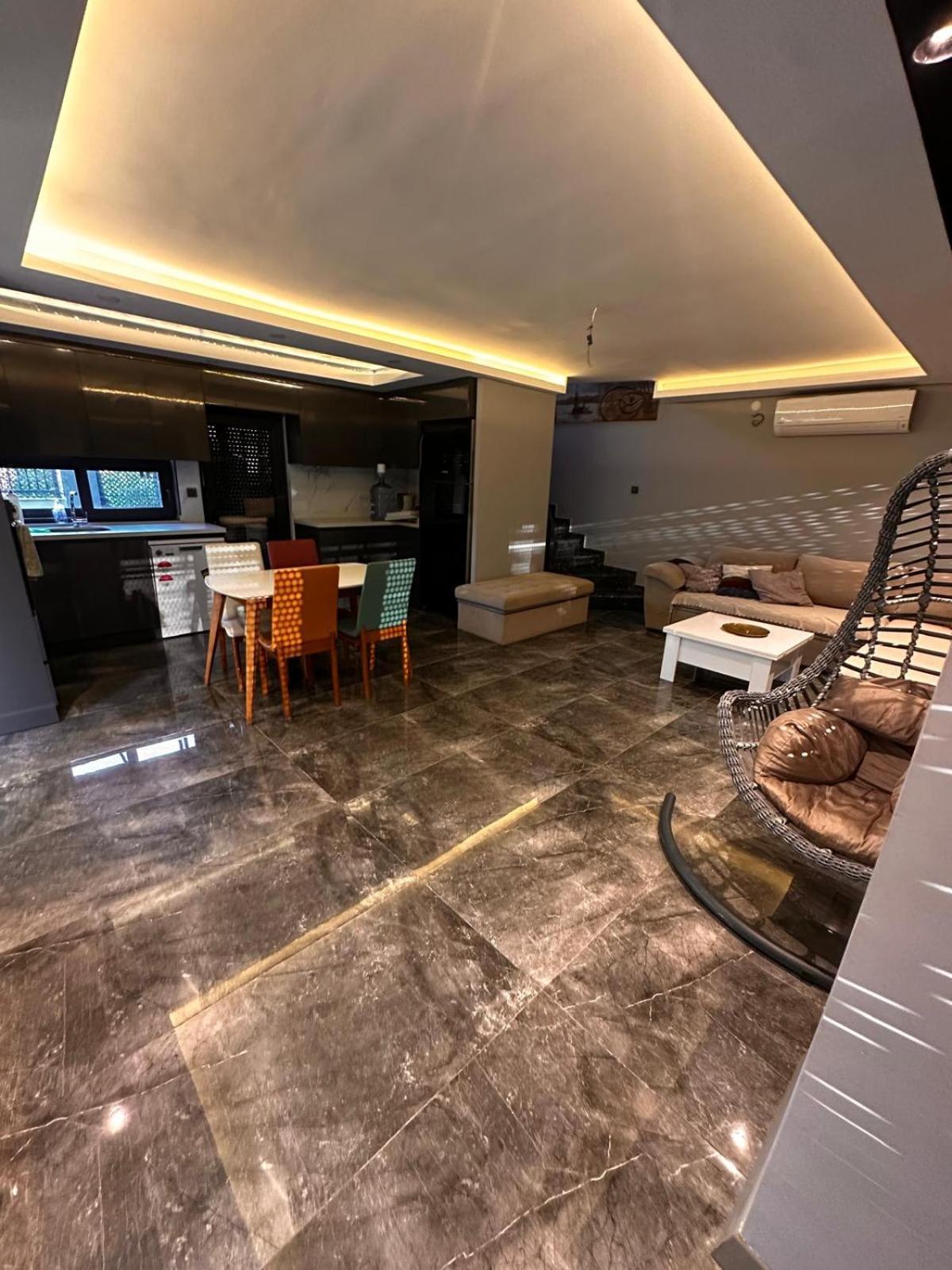 Peaceful Villas-luxury-jacuzzi-sauna Villa