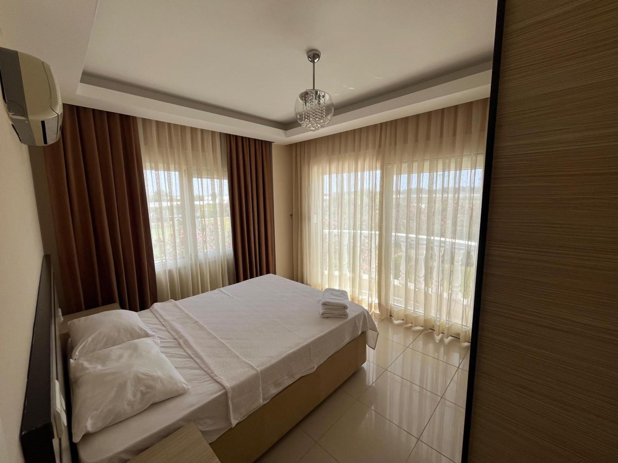 Golf Village - With Private Pool Pousada *