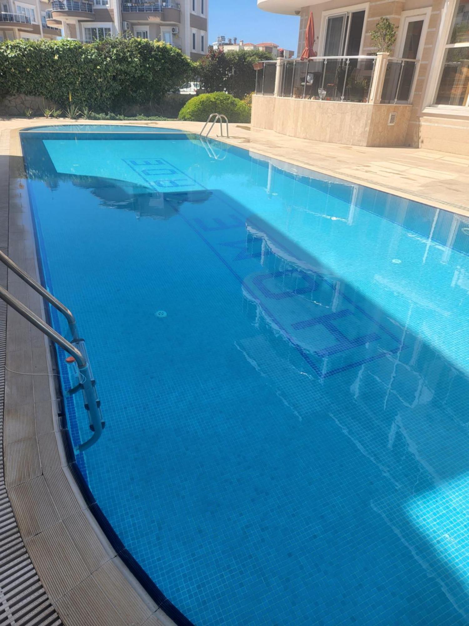 2 Bedroom Renovated Apartment