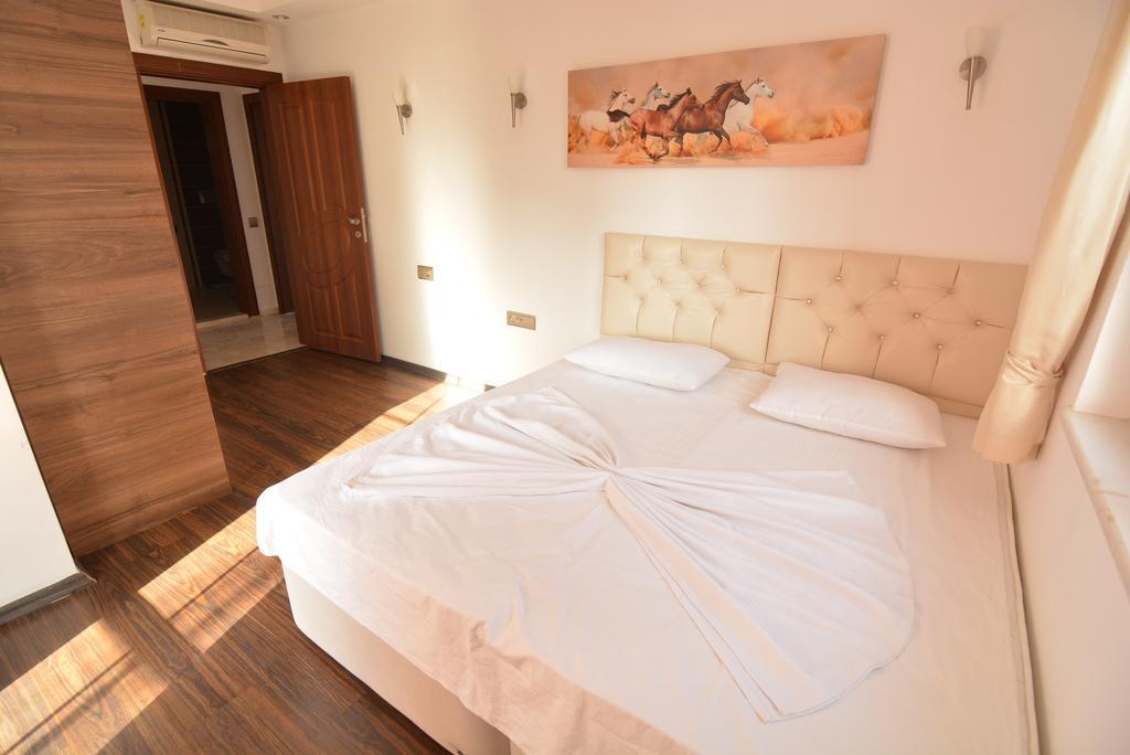 Villa Happyland