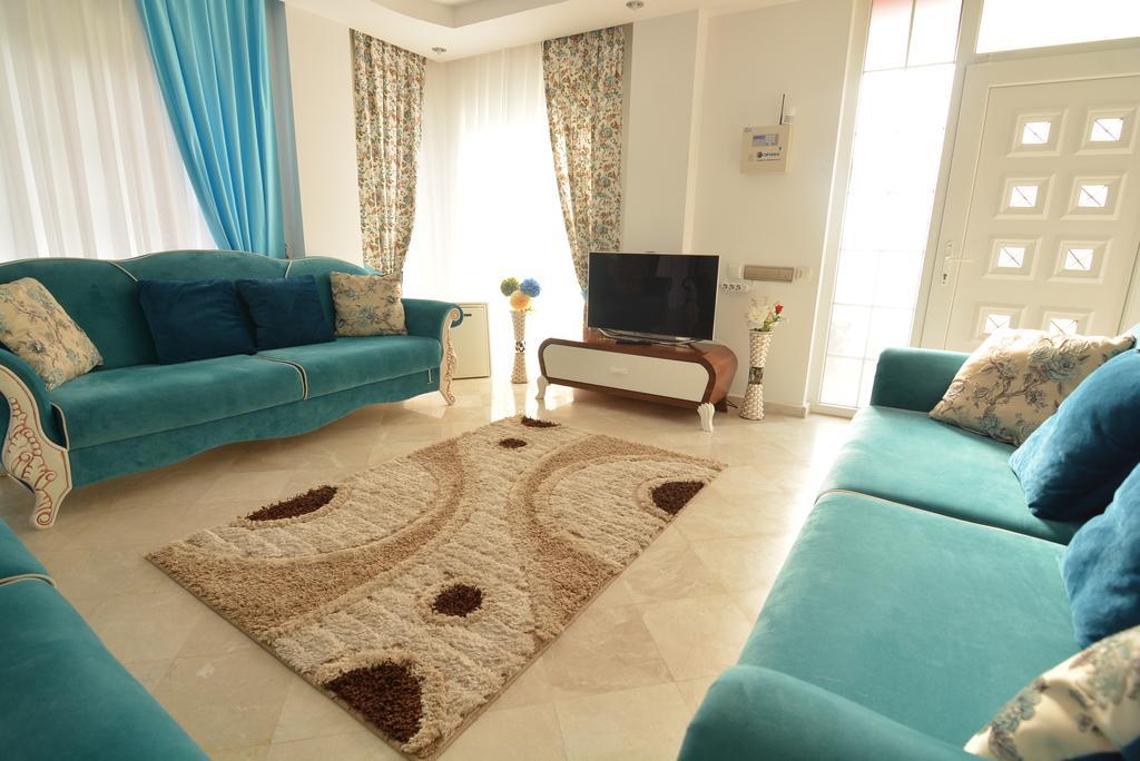 Happyland Villa Belek