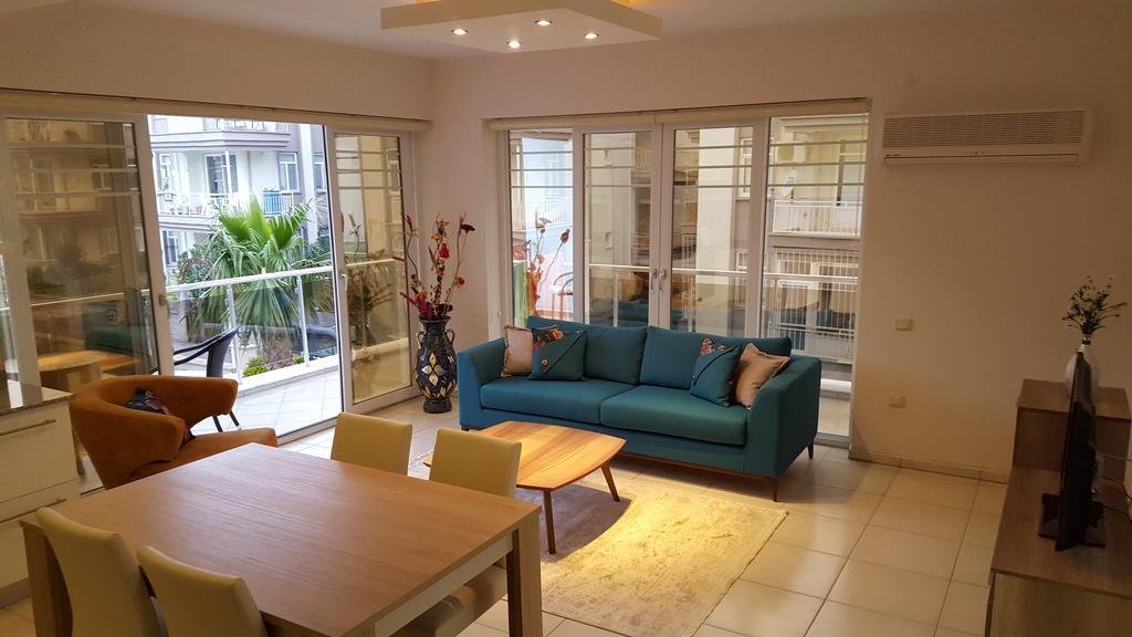 Antalya Elegant Golf First Floor 2 Bedrooms Pool View Close To Center Apartment