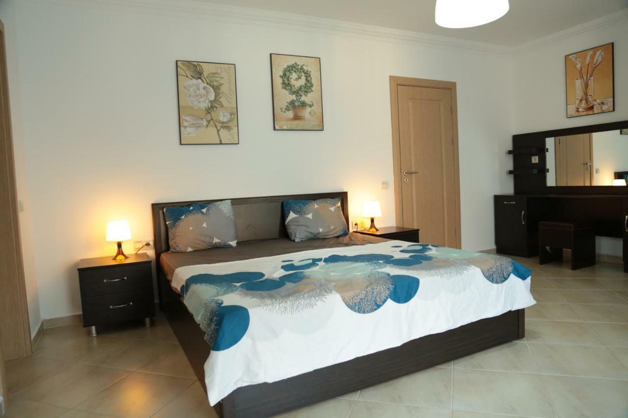 Aslam, Mahallesi 218 Sokak No 4c Tolerance Golf Sitesi C-1 Blok, Serik, Antalya Villa *