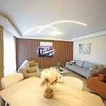 Bluehomes Villas