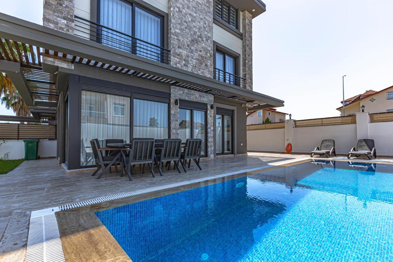 Palm Private Villas