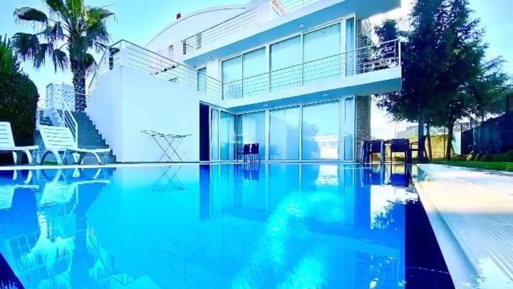 Villa Feronia White Castle. Belek