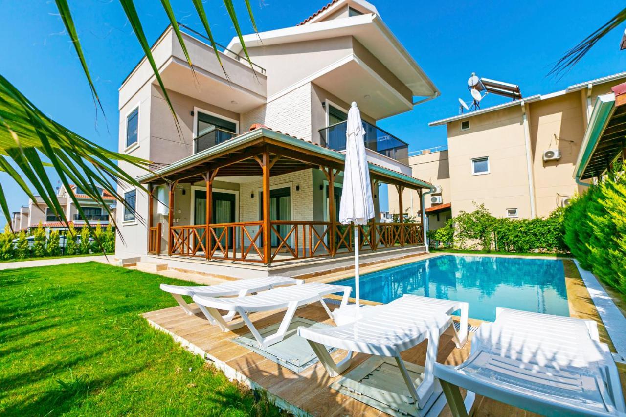 Villa Paradise Town Lisa *