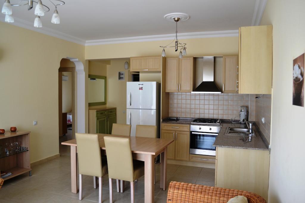 Antalya Sama River Golf Apart Second Floor 2 Bedrooms Pool View Close To Center Apartment