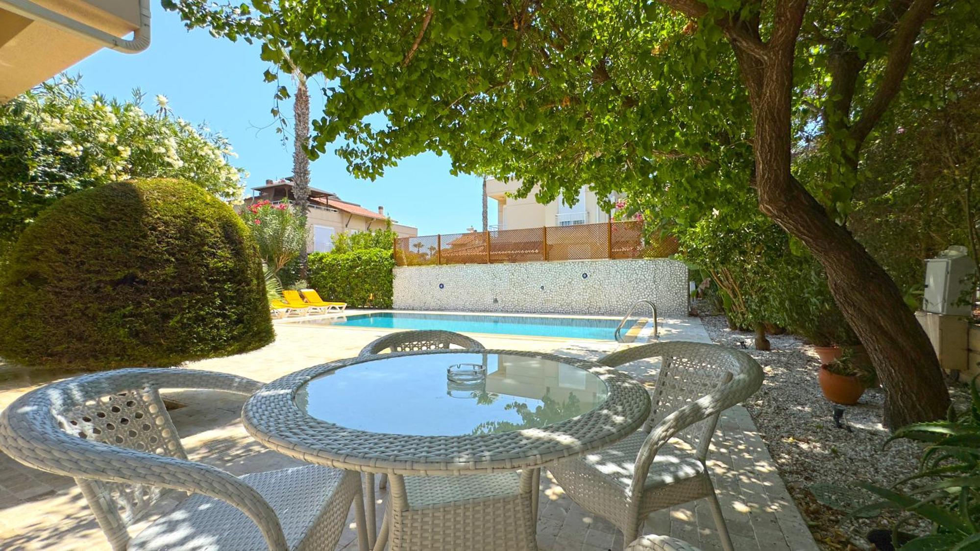 Villa Paradise Town Beldora *