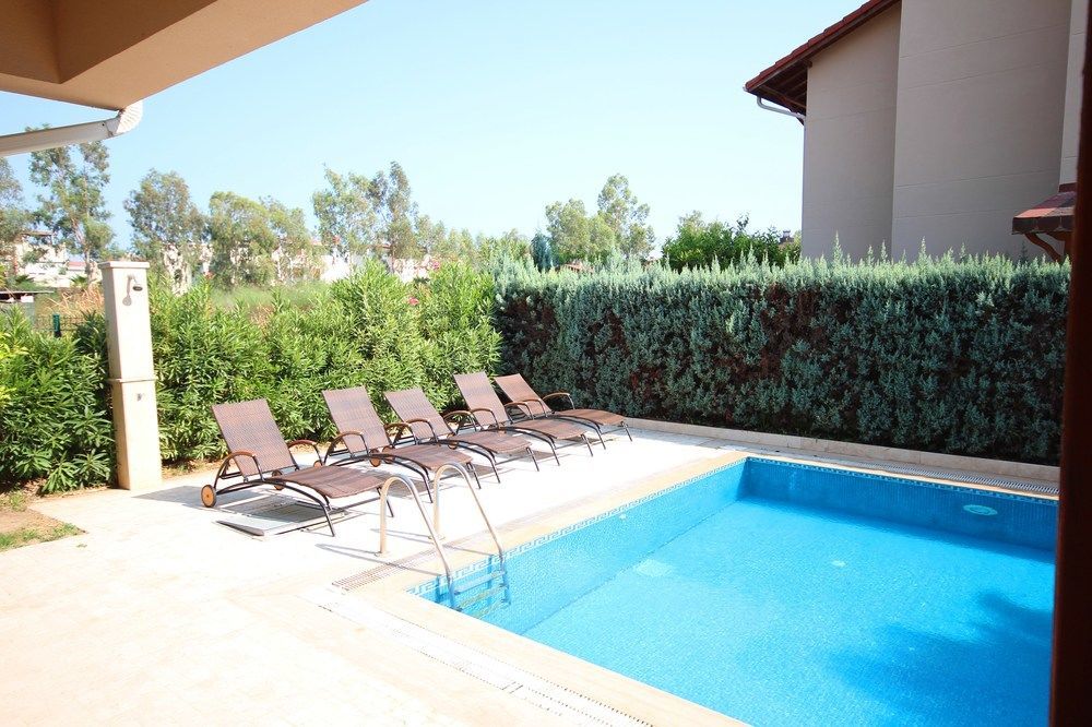 Paradise Town Lisa Belek