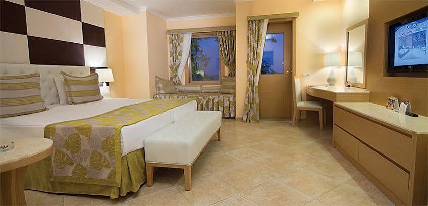 Otel Cesars 5*