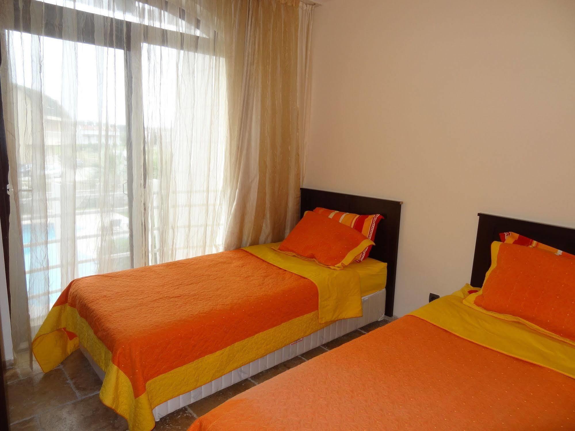Villa Golf 1 *
