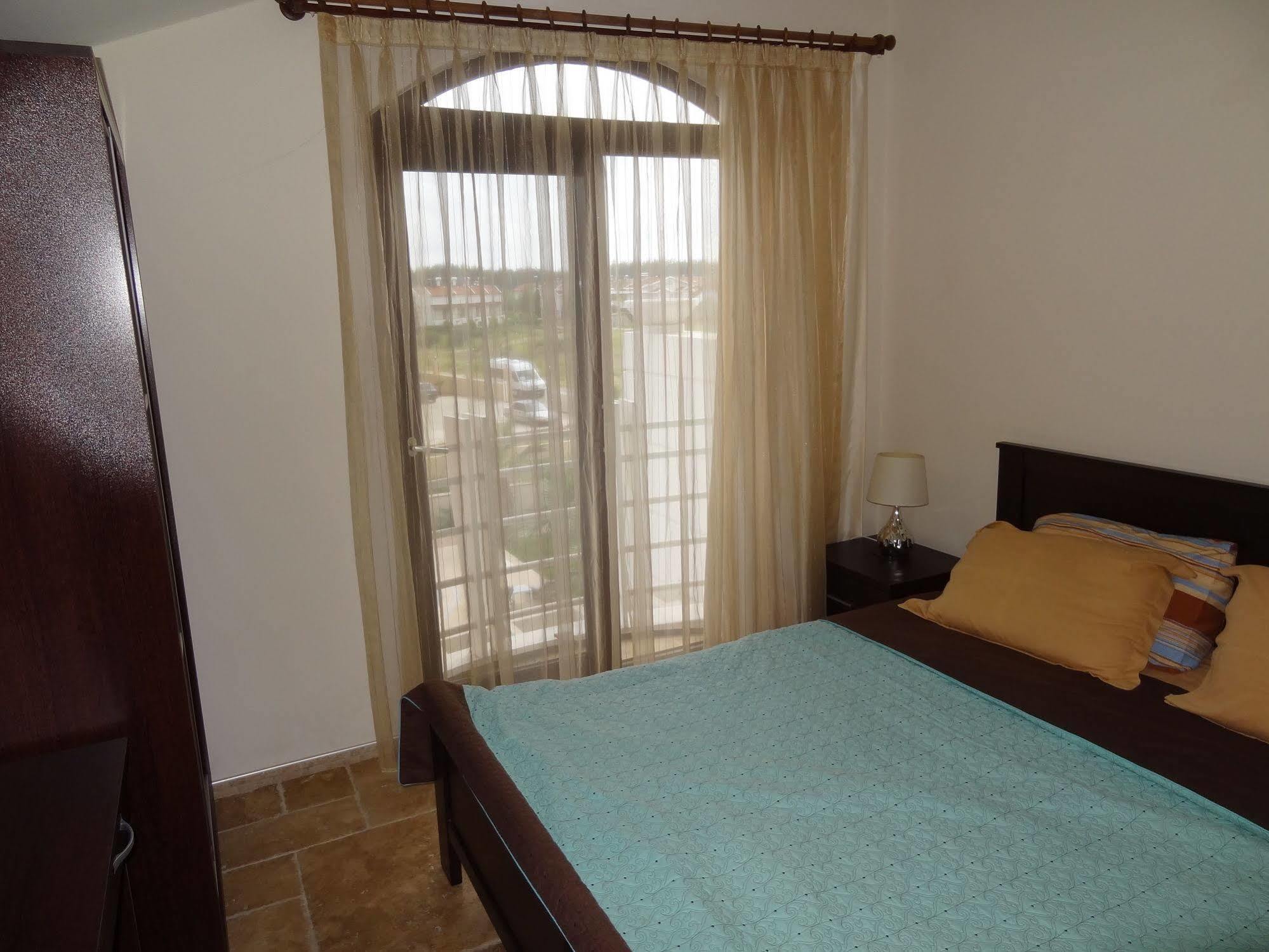 Villa Golf 1 *