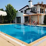 Fun&Sun River Villas With Amazing Landscape 5+1