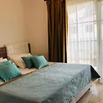 Fun&Sun Luxury River Villa With Amazing Landscape