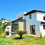 Fun&Sun River Villas With Amazing Landscape 5+1
