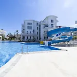 Gorgeous Flat With Pool In Antalya