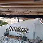 Ev Apartments