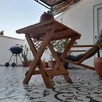 Ev Apartments