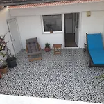 Ev Apartments