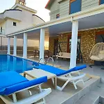Peaceful Holiday Villas-Barbecue