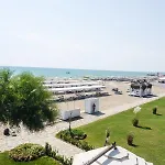 Jacaranda Beach Luxury Club