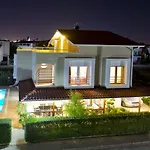 Paradise Town - Villa Premium
