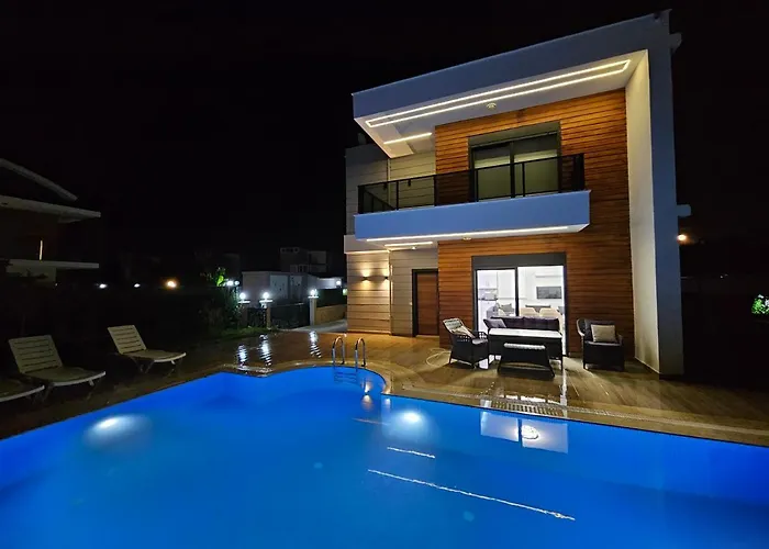 Incredible Luxury Villa 3 Bedrooms And A Hall
