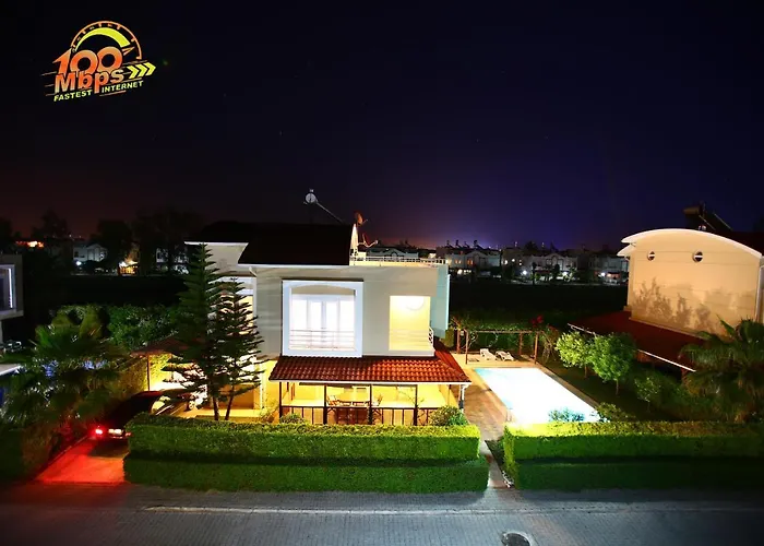 Paradise Town Villa Royal