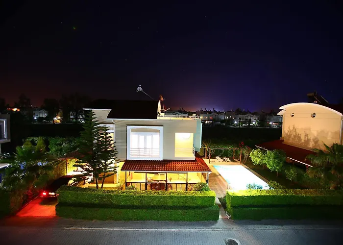 Paradise Town - Villa Royal