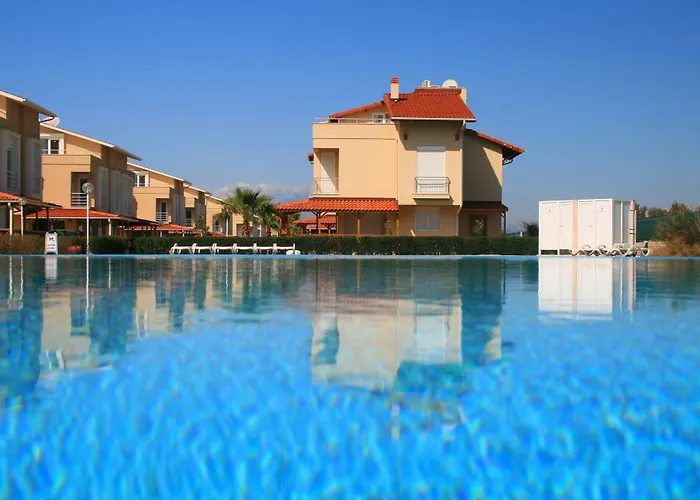 Paradise Town - Villa Colm