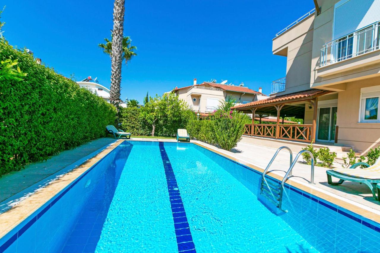 Paradise Town Gordon 100 Mbps Free Wifi Villa *