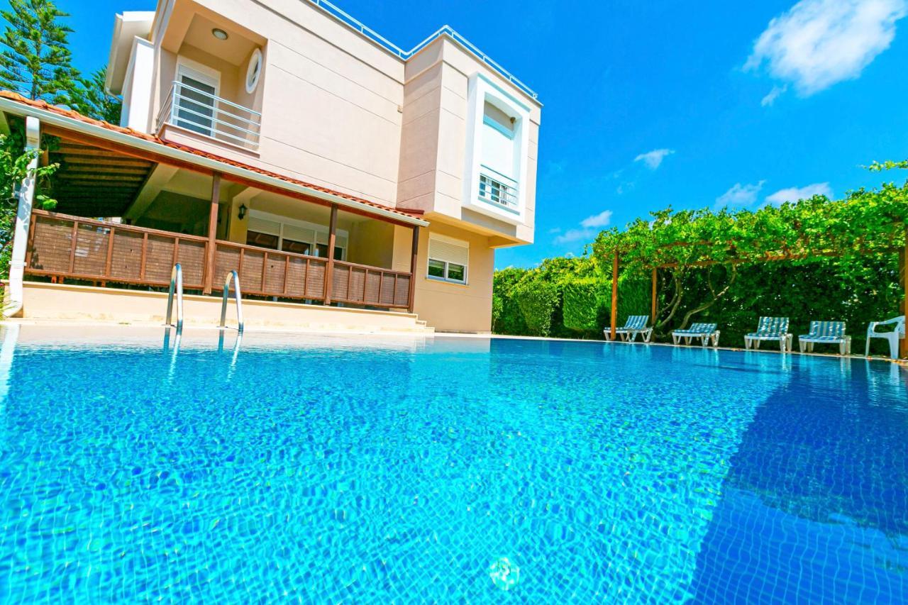 Paradise Town Royal Villa Belek