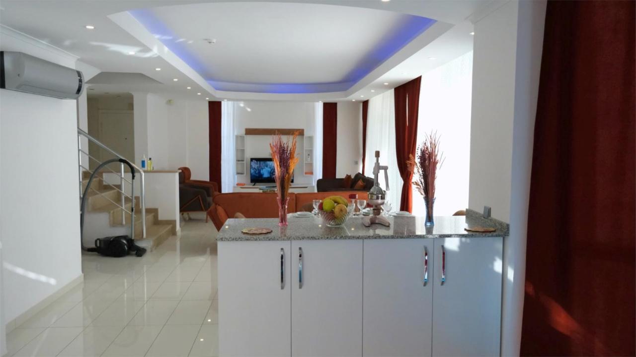Crystal Water Deniz Saray 1