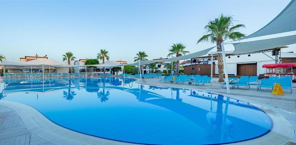 Fun&sun Luxury River With Amazing Landscape Villa
