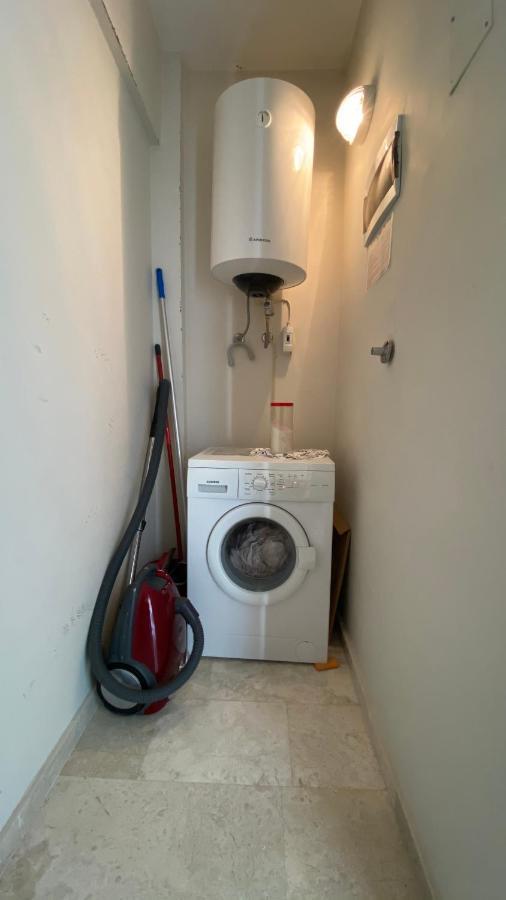 Odyssey Court Daire *