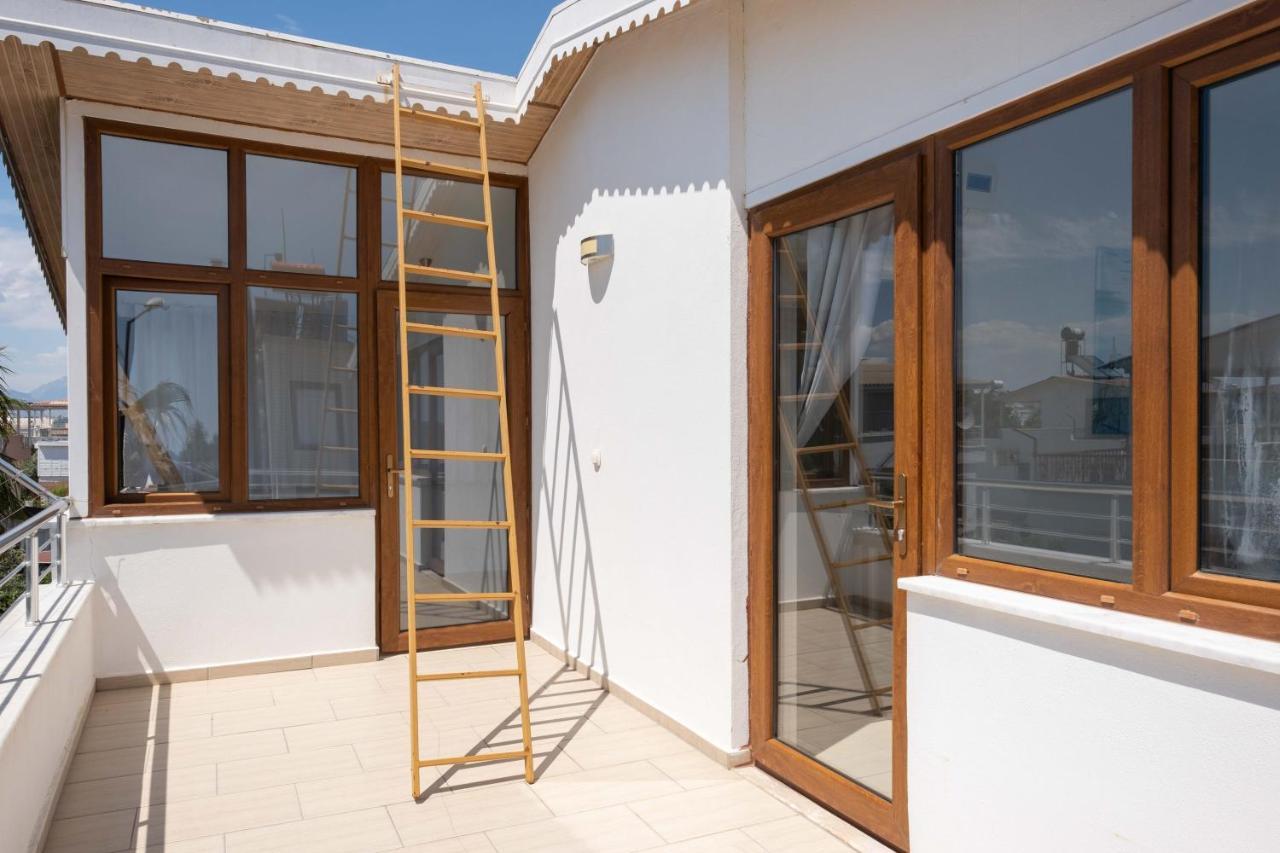 Esma Villa