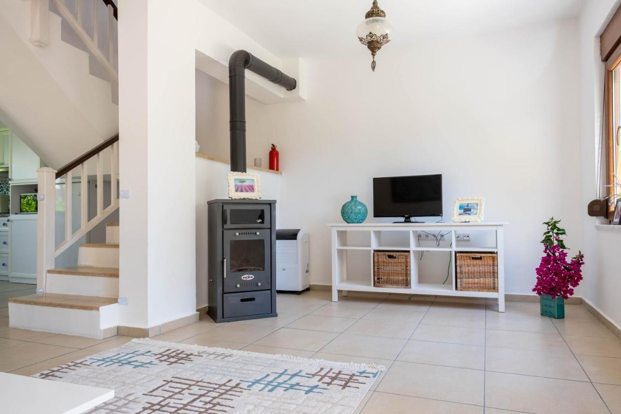 Esma Villa