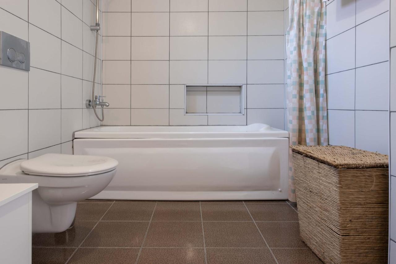 Esma Villa