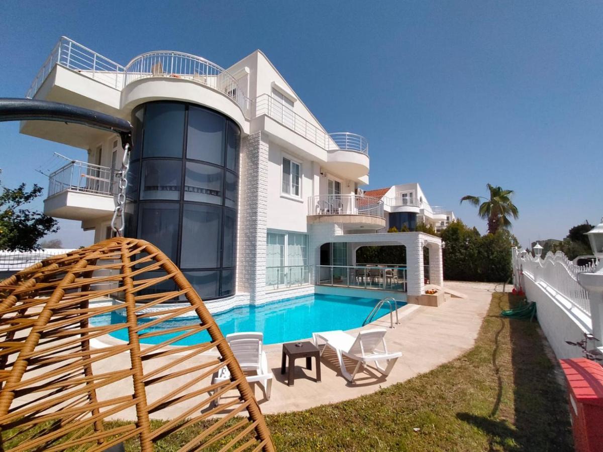 Villa Esila Villa