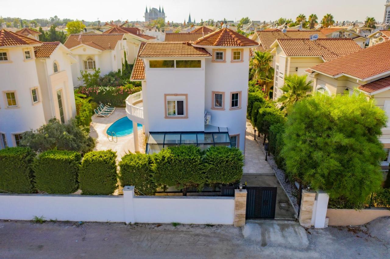 Private With Pool Near The Belek